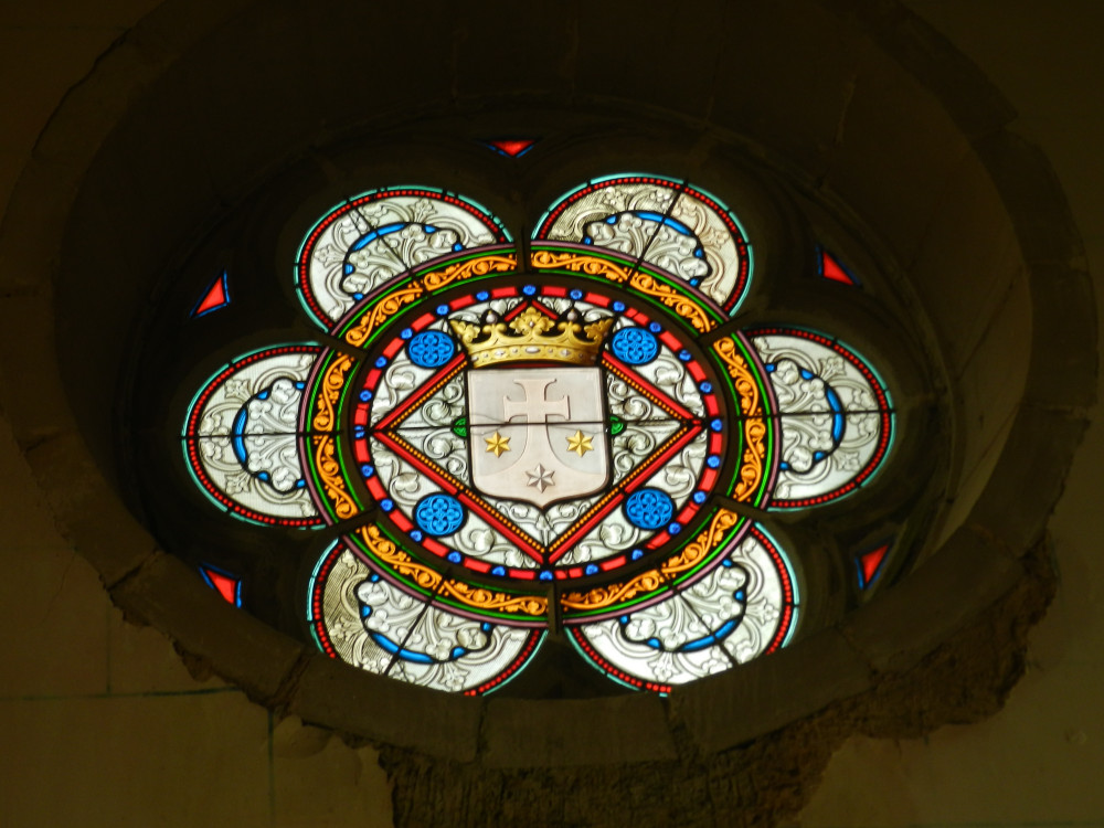 Vitraux de l'église de St-Julien-des-Eglantiers